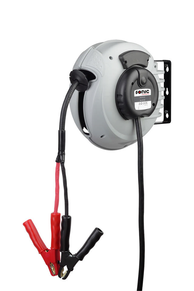 Cable reel with charging cables 6 meter